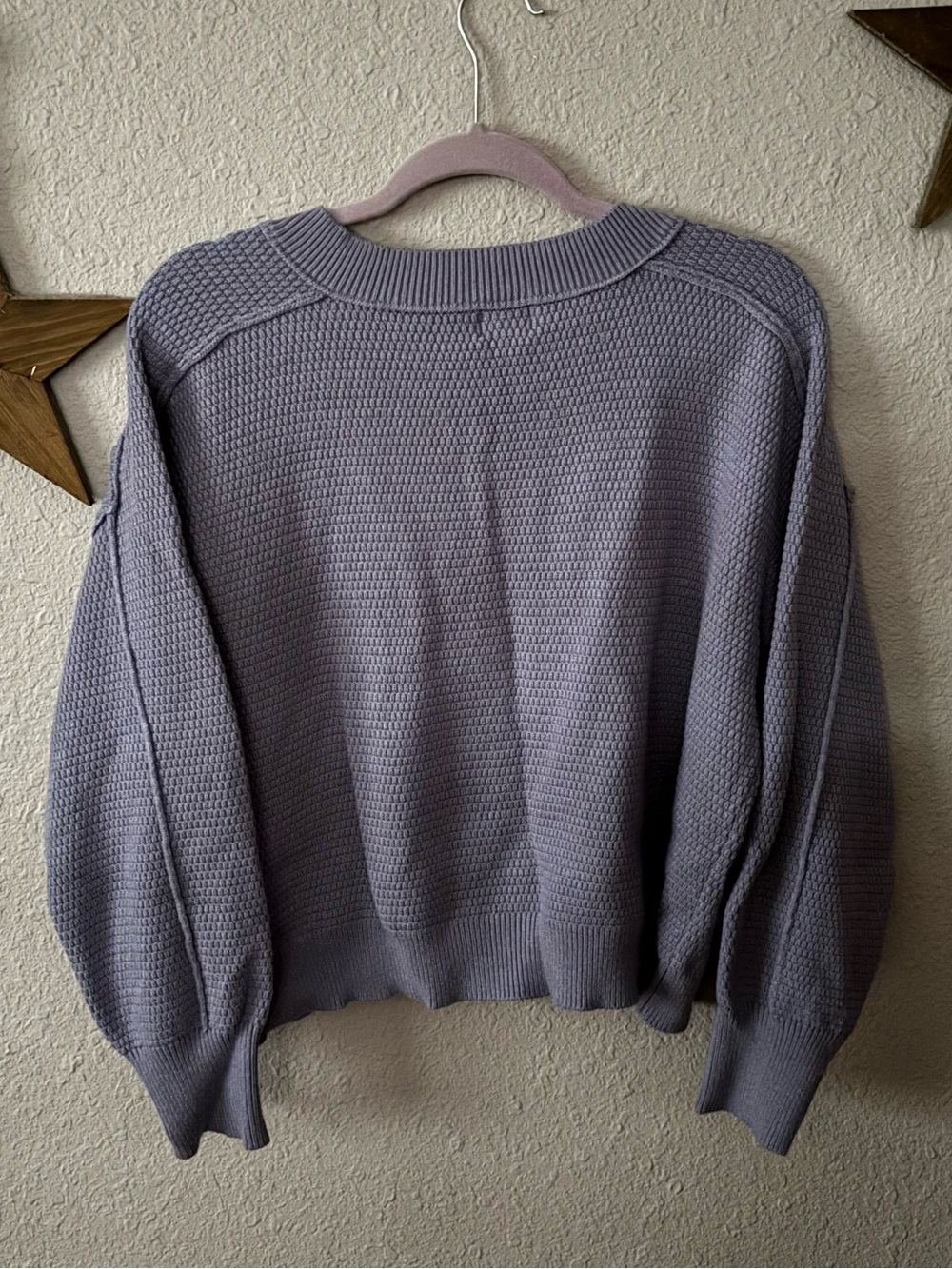 BKE Women's V-Neck Knit Sweater in Lavender size large - Picture 3 of 3